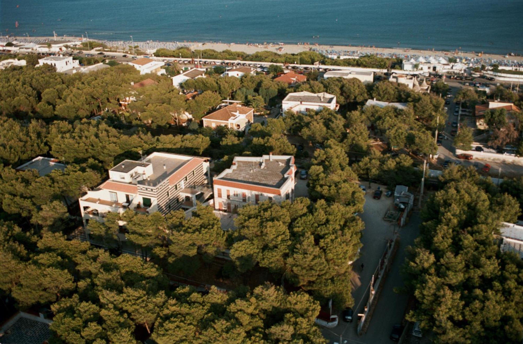 Jonio Vacanze Residence Castellaneta Marina Bagian luar foto