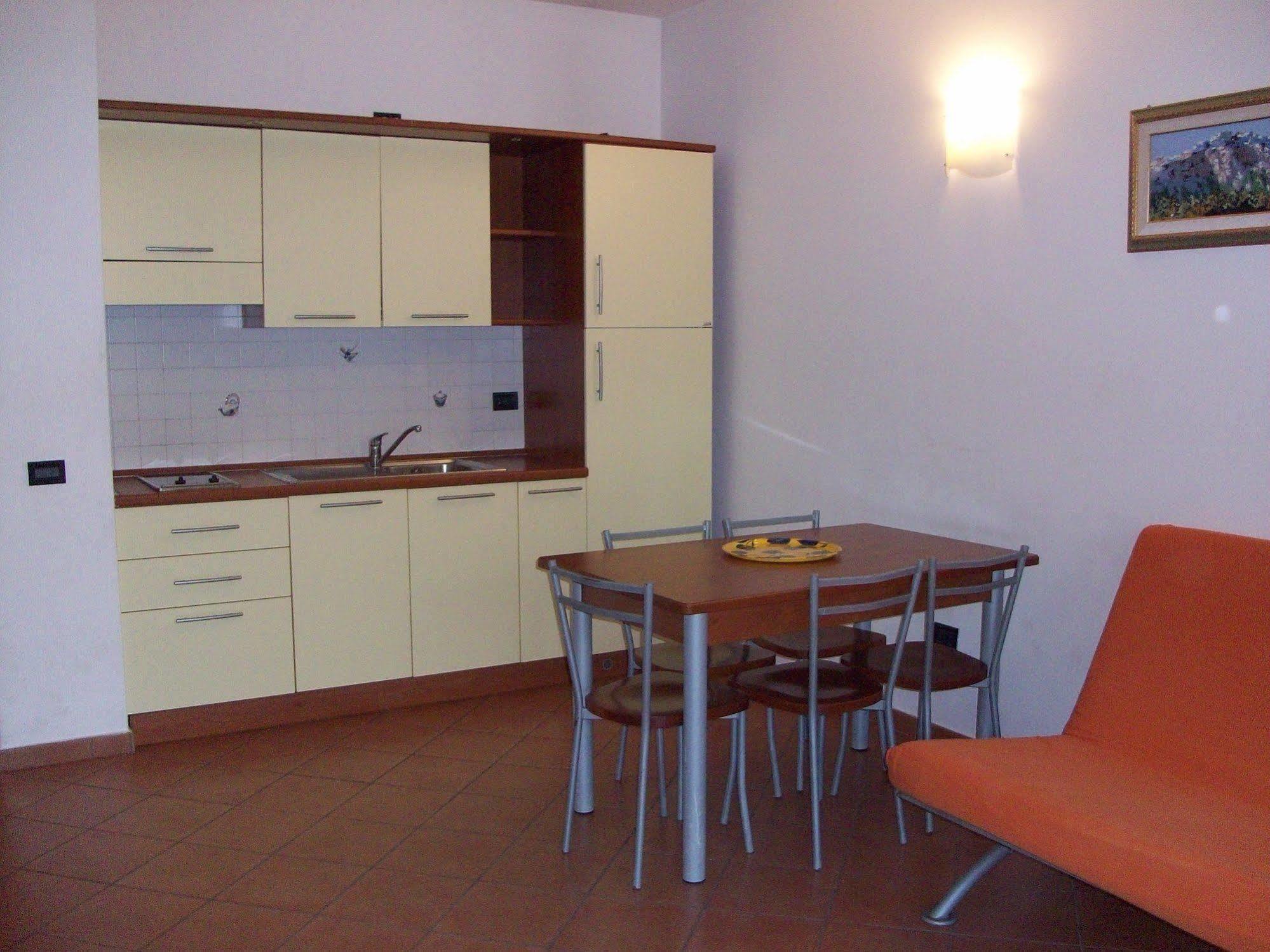 Jonio Vacanze Residence Castellaneta Marina Bagian luar foto