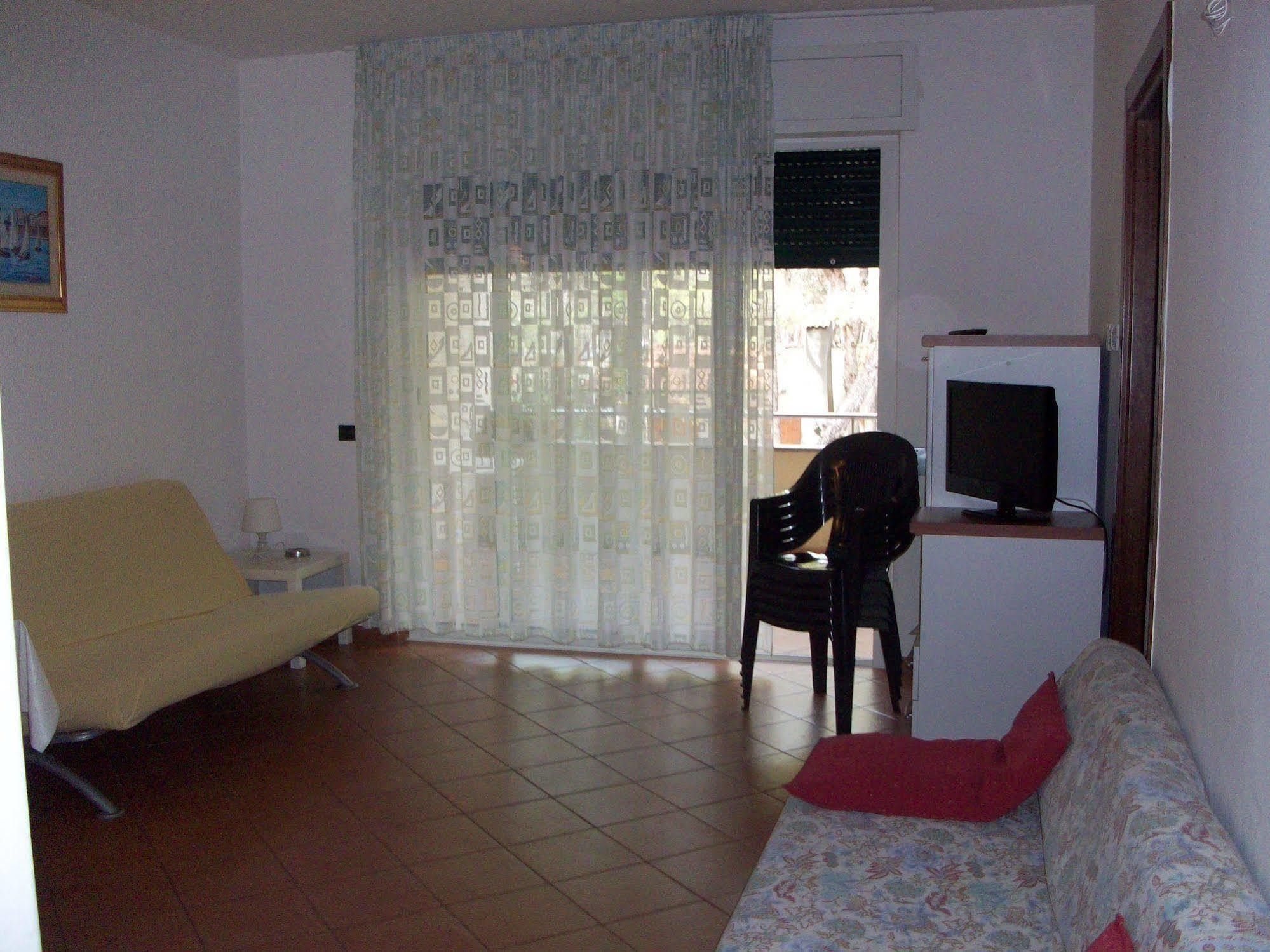 Jonio Vacanze Residence Castellaneta Marina Bagian luar foto