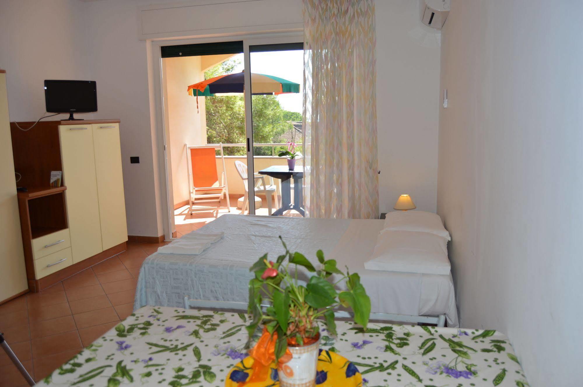 Jonio Vacanze Residence Castellaneta Marina Bagian luar foto