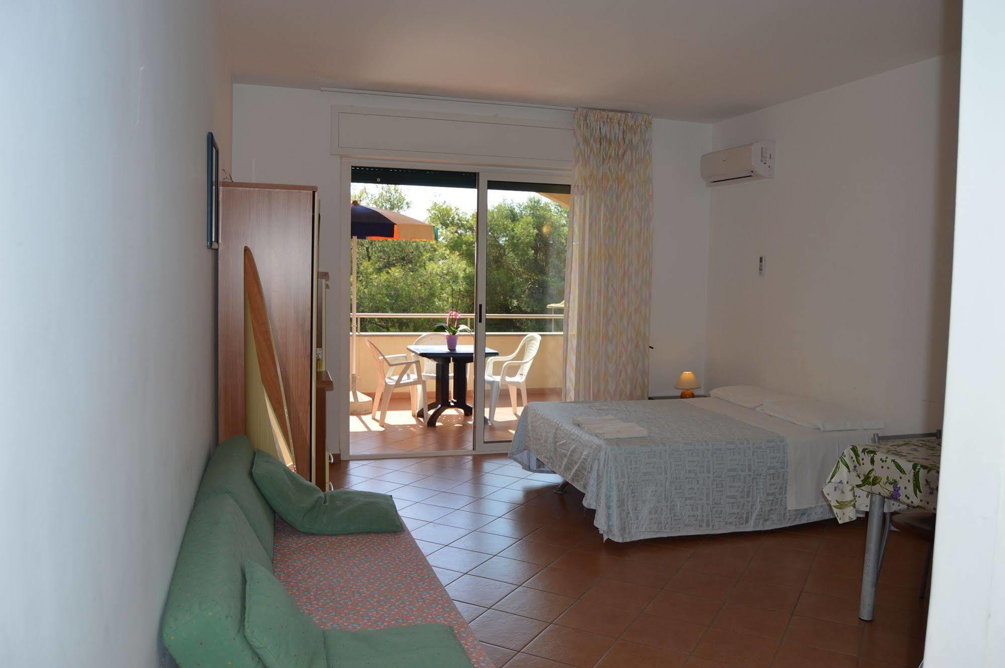 Jonio Vacanze Residence Castellaneta Marina Bagian luar foto