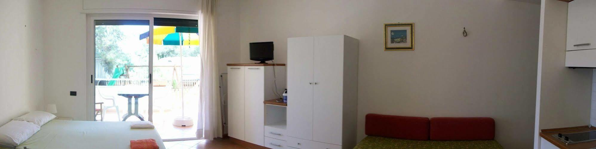 Jonio Vacanze Residence Castellaneta Marina Bagian luar foto